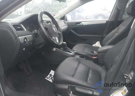 2011 Volkswagen Jetta 2.5L Sel from USA, damaged, VIN 3VWLZ7AJ2BM368468